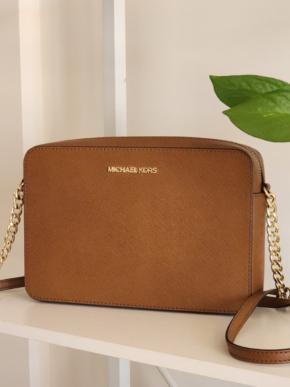 Michael Kors Jet Set Large East West Leather Luggage Crossbody Bag Handbag Purse